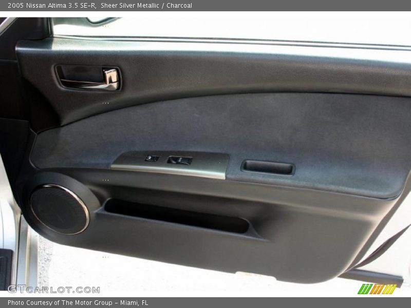 Door Panel of 2005 Altima 3.5 SE-R