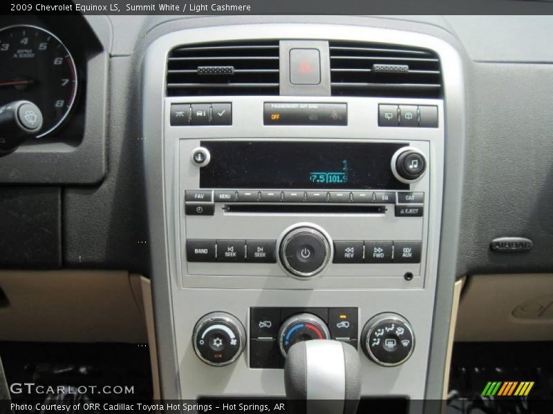 Summit White / Light Cashmere 2009 Chevrolet Equinox LS