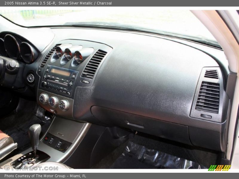 Sheer Silver Metallic / Charcoal 2005 Nissan Altima 3.5 SE-R