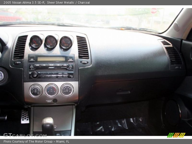 Sheer Silver Metallic / Charcoal 2005 Nissan Altima 3.5 SE-R