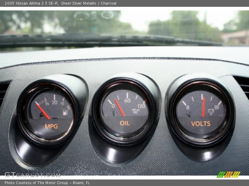  2005 Altima 3.5 SE-R 3.5 SE-R Gauges