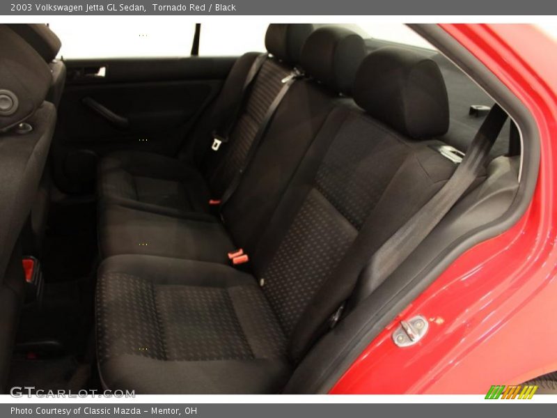 Tornado Red / Black 2003 Volkswagen Jetta GL Sedan