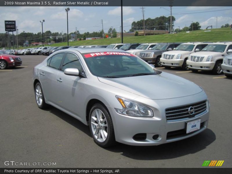 Radiant Silver Metallic / Charcoal 2009 Nissan Maxima 3.5 S