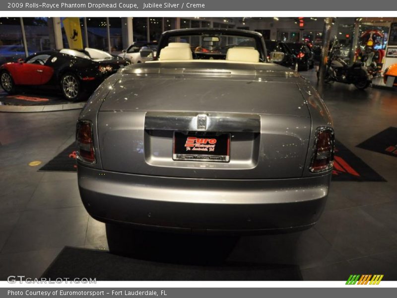 Jubilee Silver / Creme 2009 Rolls-Royce Phantom Drophead Coupe