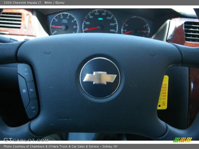 White / Ebony 2009 Chevrolet Impala LT