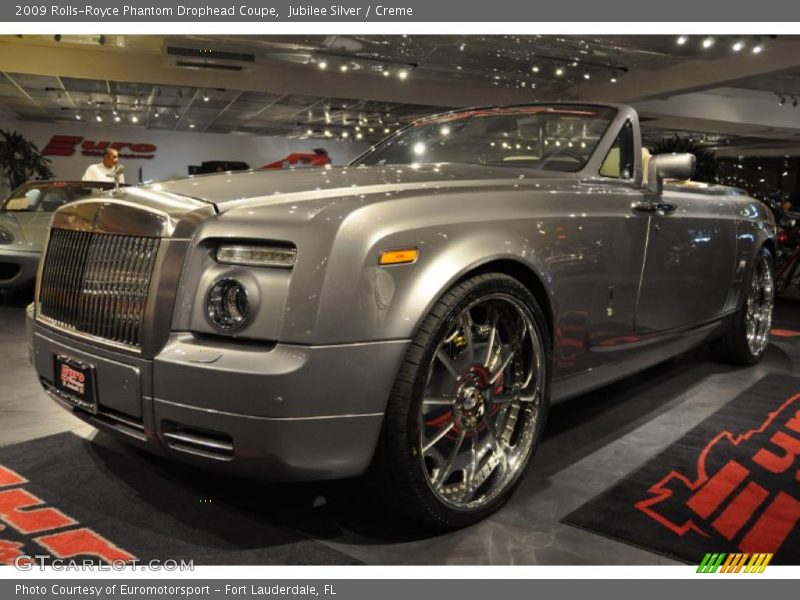 Jubilee Silver / Creme 2009 Rolls-Royce Phantom Drophead Coupe