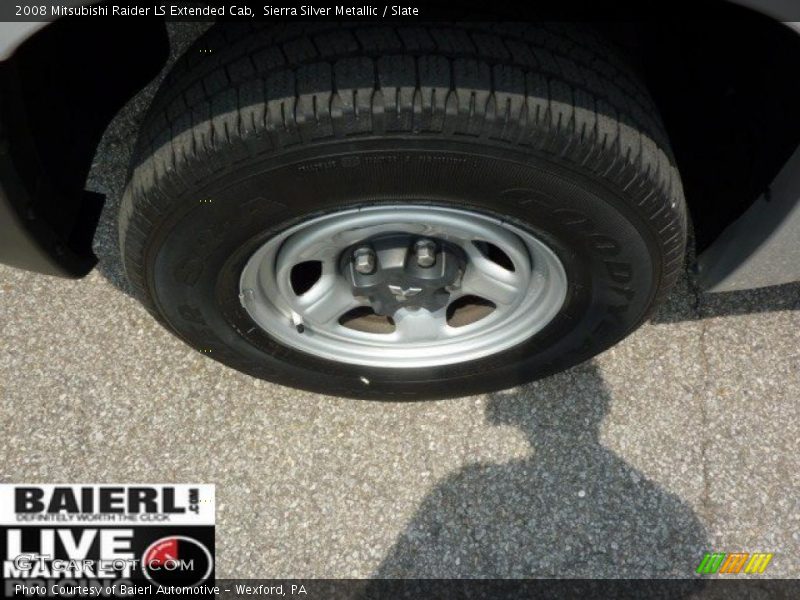 Sierra Silver Metallic / Slate 2008 Mitsubishi Raider LS Extended Cab