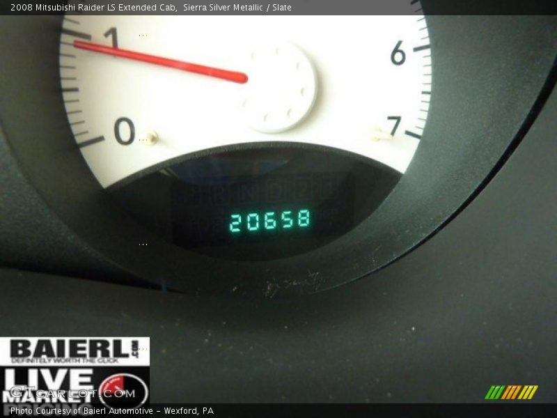 Sierra Silver Metallic / Slate 2008 Mitsubishi Raider LS Extended Cab