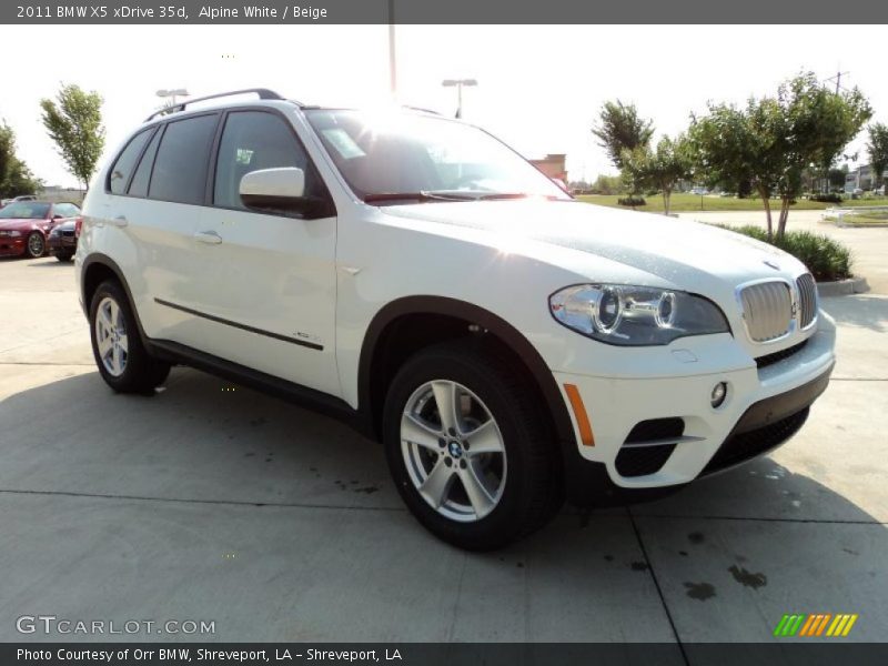 Alpine White / Beige 2011 BMW X5 xDrive 35d