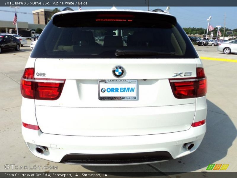 Alpine White / Beige 2011 BMW X5 xDrive 35d