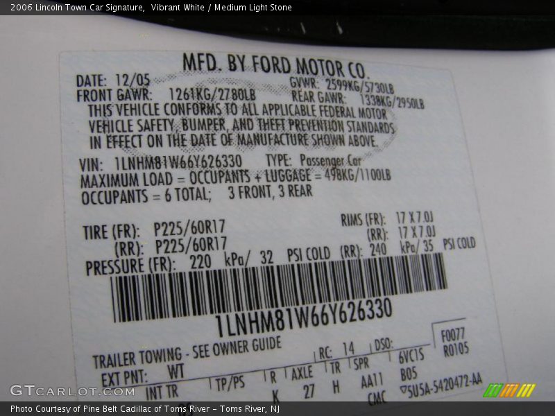 2006 Town Car Signature Vibrant White Color Code WT