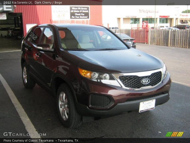Dark Cherry / Beige 2012 Kia Sorento LX