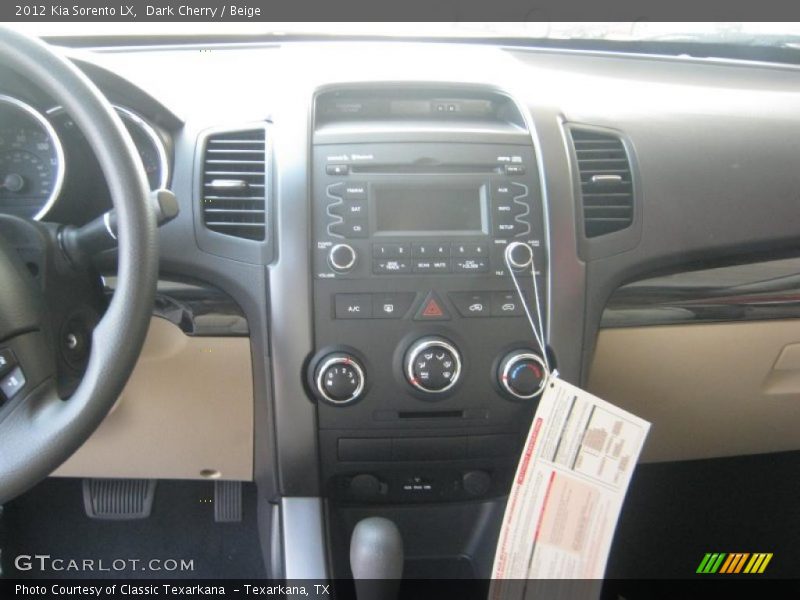 Dark Cherry / Beige 2012 Kia Sorento LX
