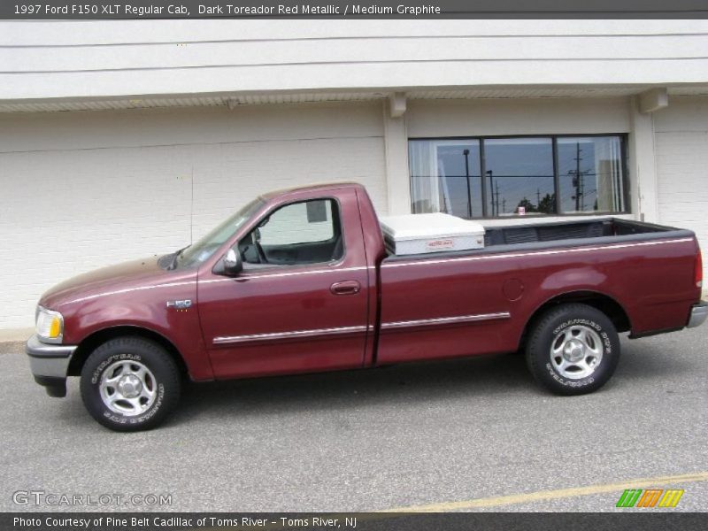 Dark Toreador Red Metallic / Medium Graphite 1997 Ford F150 XLT Regular Cab