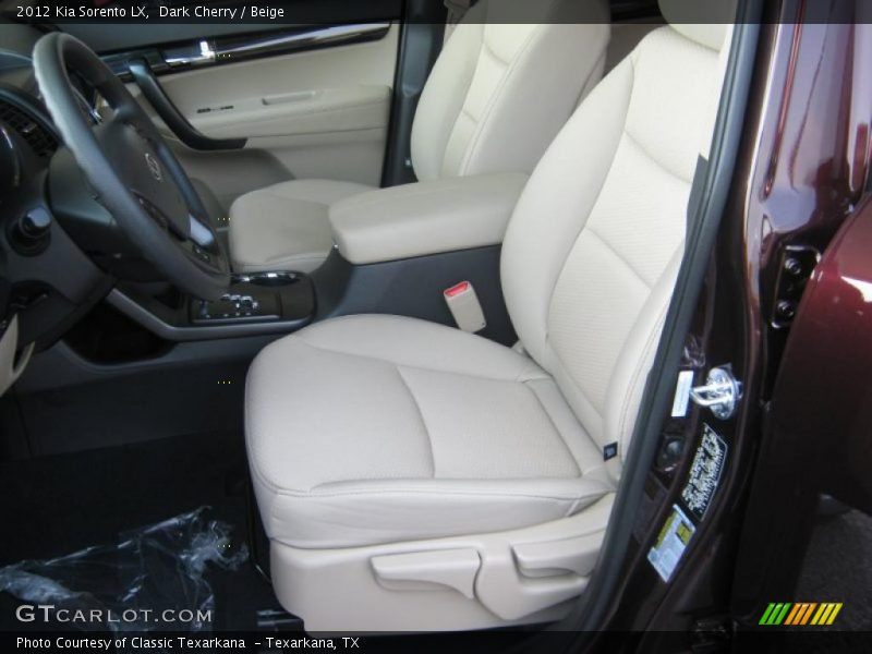 Dark Cherry / Beige 2012 Kia Sorento LX