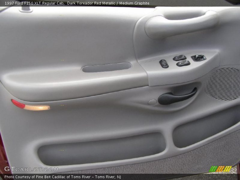 Dark Toreador Red Metallic / Medium Graphite 1997 Ford F150 XLT Regular Cab