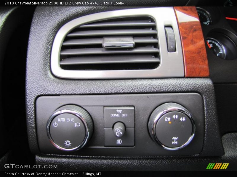 Controls of 2010 Silverado 2500HD LTZ Crew Cab 4x4
