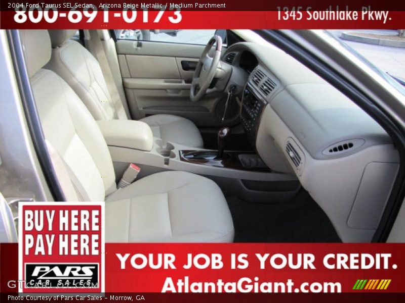 Arizona Beige Metallic / Medium Parchment 2004 Ford Taurus SEL Sedan