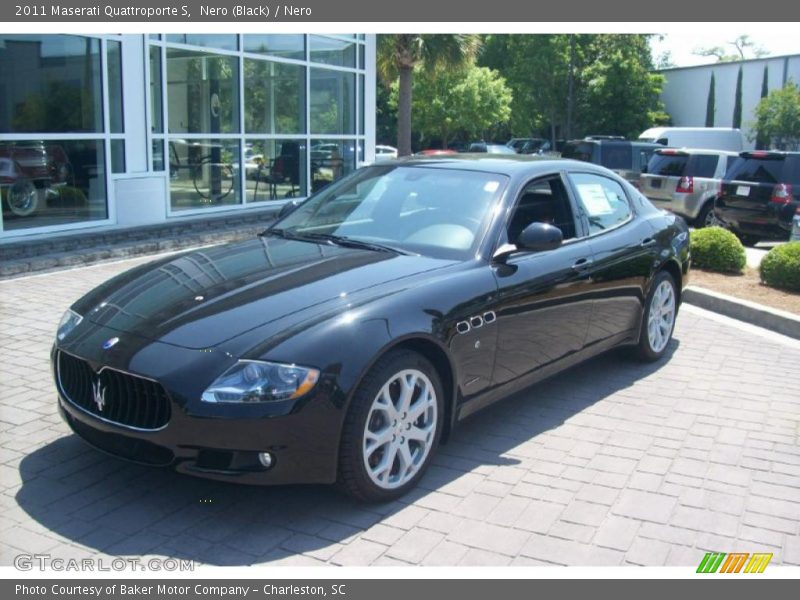 Nero (Black) / Nero 2011 Maserati Quattroporte S