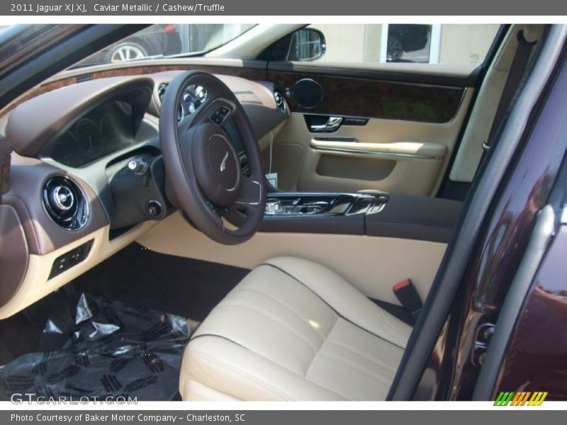  2011 XJ XJ Cashew/Truffle Interior