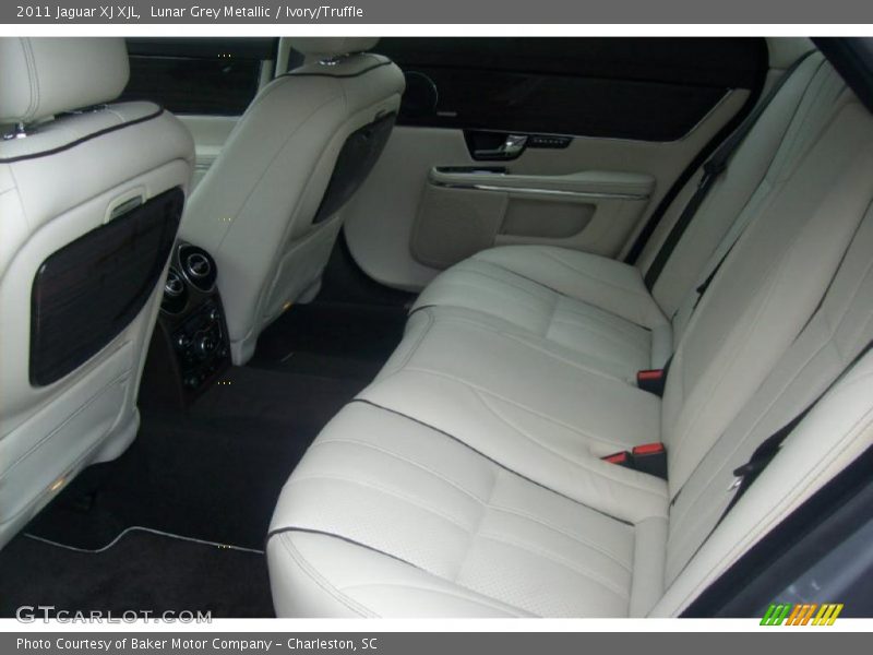  2011 XJ XJL Ivory/Truffle Interior