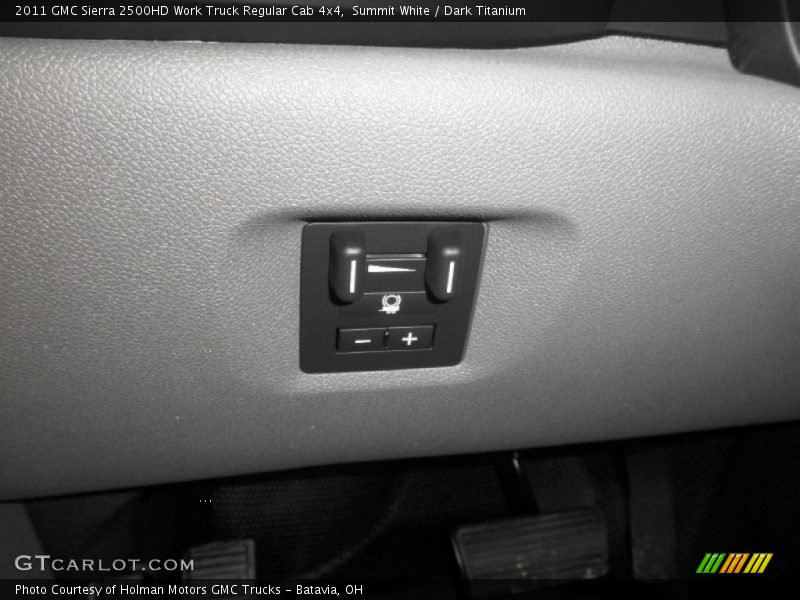Controls of 2011 Sierra 2500HD Work Truck Regular Cab 4x4