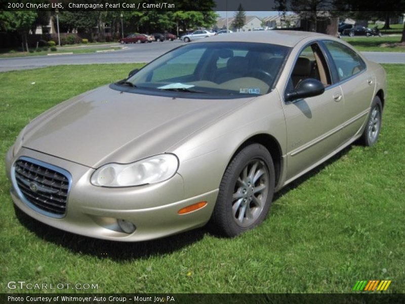 Front 3/4 View of 2000 LHS 