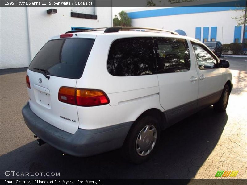 Super White / Oak Beige 1999 Toyota Sienna LE