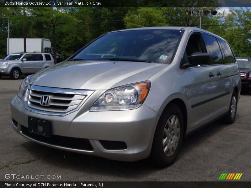 Silver Pearl Metallic / Gray 2009 Honda Odyssey LX