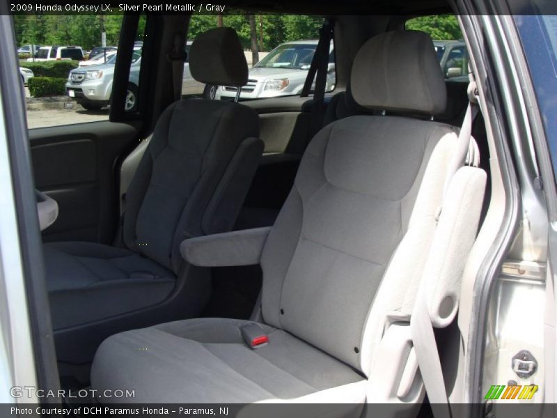 Silver Pearl Metallic / Gray 2009 Honda Odyssey LX