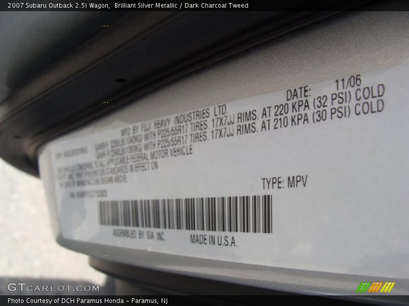 Brilliant Silver Metallic / Dark Charcoal Tweed 2007 Subaru Outback 2.5i Wagon