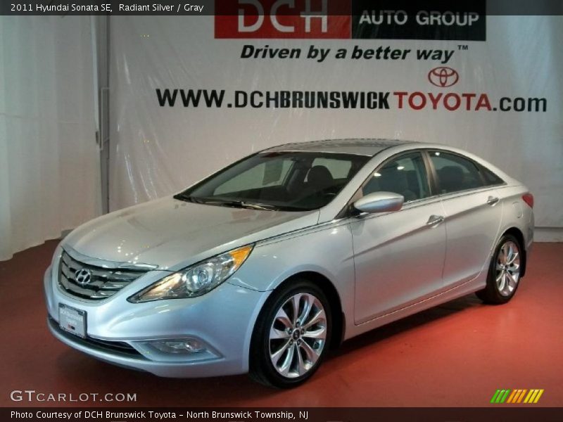 Radiant Silver / Gray 2011 Hyundai Sonata SE