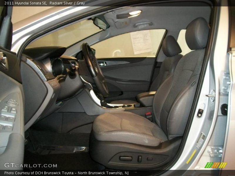 Radiant Silver / Gray 2011 Hyundai Sonata SE