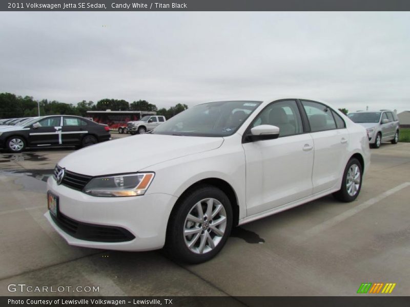 Candy White / Titan Black 2011 Volkswagen Jetta SE Sedan