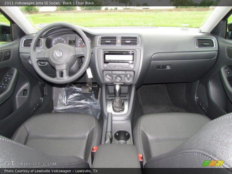 Black / Titan Black 2011 Volkswagen Jetta SE Sedan