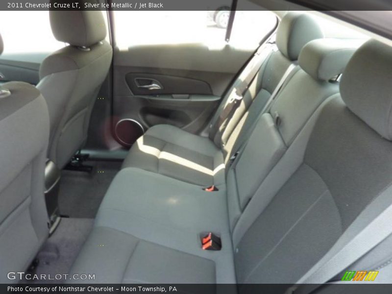 Silver Ice Metallic / Jet Black 2011 Chevrolet Cruze LT