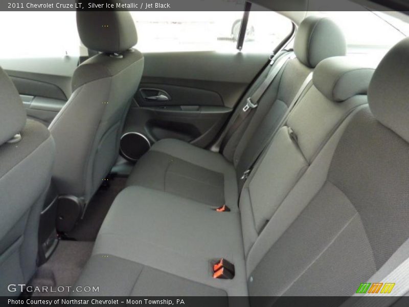Silver Ice Metallic / Jet Black 2011 Chevrolet Cruze LT