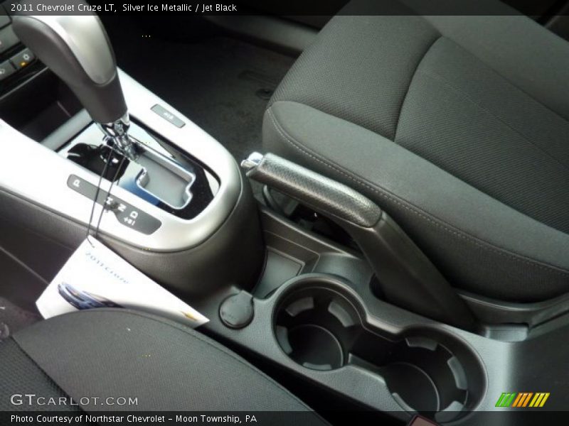 Silver Ice Metallic / Jet Black 2011 Chevrolet Cruze LT