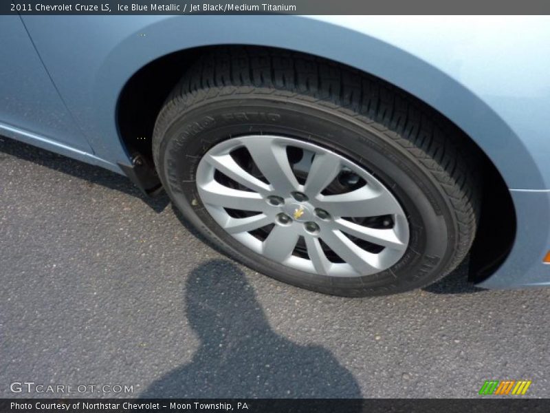 Ice Blue Metallic / Jet Black/Medium Titanium 2011 Chevrolet Cruze LS