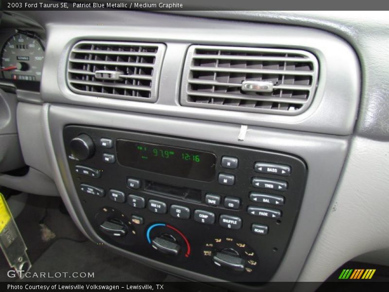 Patriot Blue Metallic / Medium Graphite 2003 Ford Taurus SE
