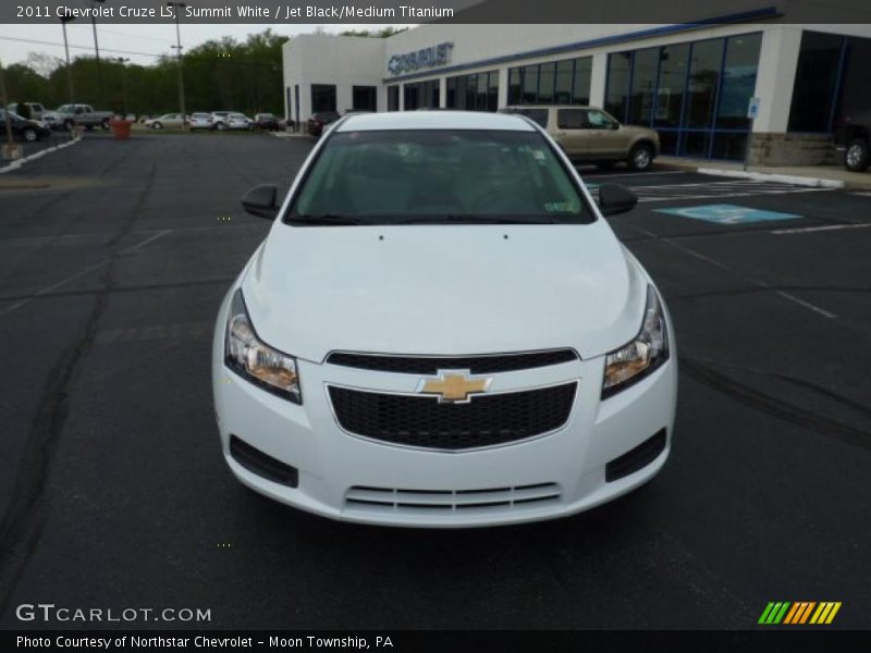 Summit White / Jet Black/Medium Titanium 2011 Chevrolet Cruze LS
