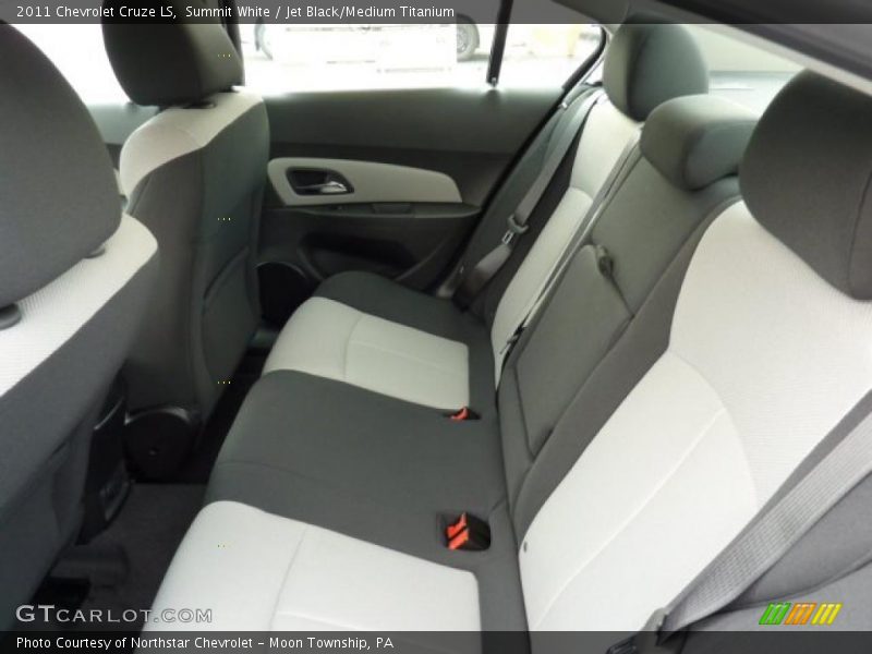 Summit White / Jet Black/Medium Titanium 2011 Chevrolet Cruze LS