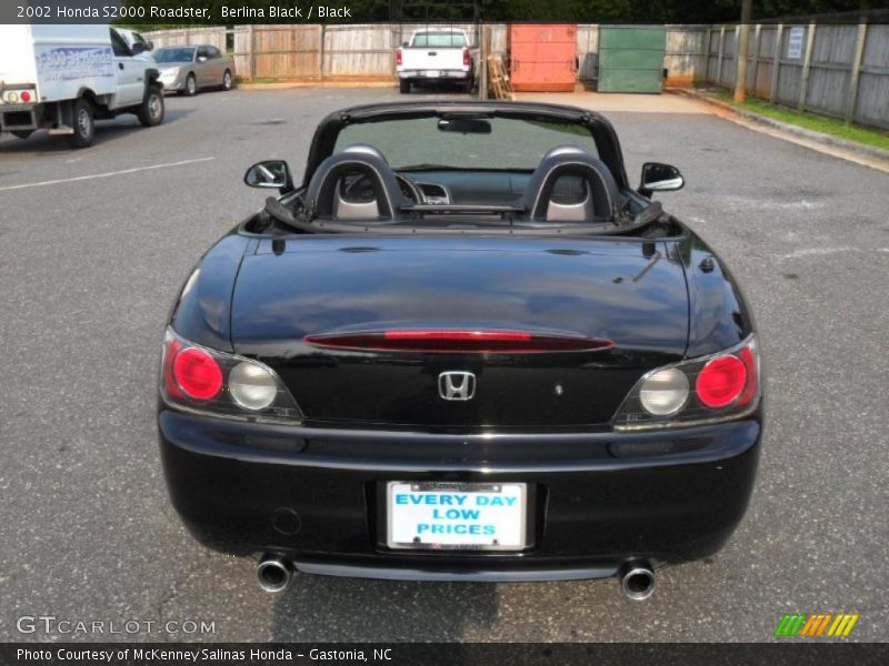 Berlina Black / Black 2002 Honda S2000 Roadster