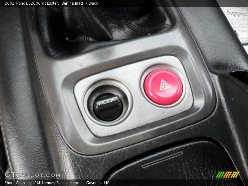 Berlina Black / Black 2002 Honda S2000 Roadster