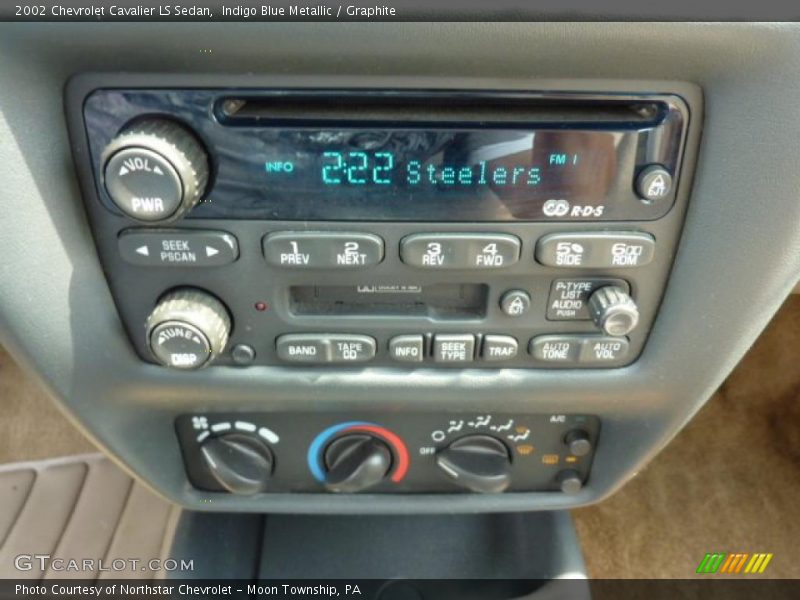 Controls of 2002 Cavalier LS Sedan
