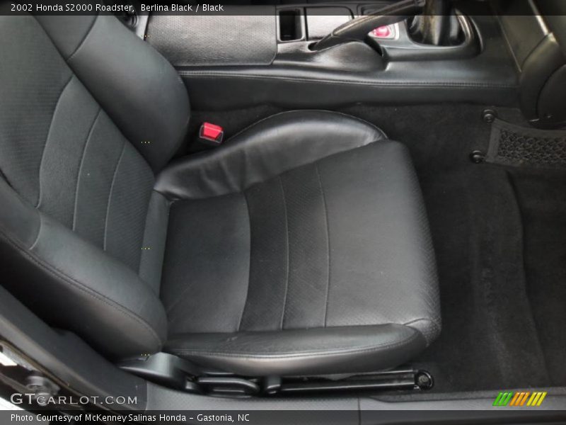 Berlina Black / Black 2002 Honda S2000 Roadster