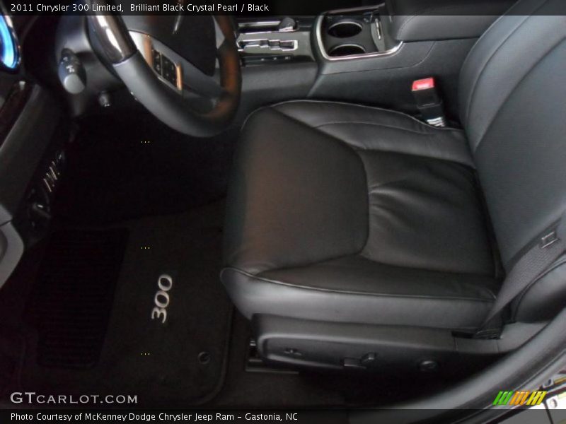 Brilliant Black Crystal Pearl / Black 2011 Chrysler 300 Limited