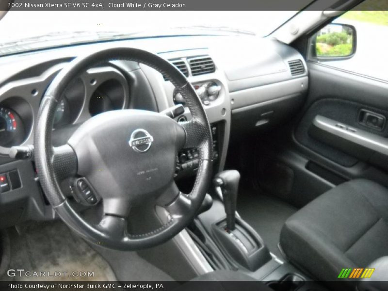  2002 Xterra SE V6 SC 4x4 Gray Celadon Interior