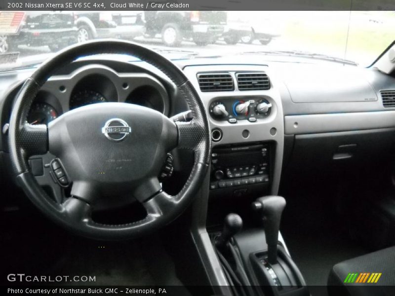 Cloud White / Gray Celadon 2002 Nissan Xterra SE V6 SC 4x4