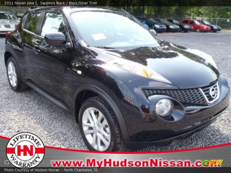 Sapphire Black / Black/Silver Trim 2011 Nissan Juke S